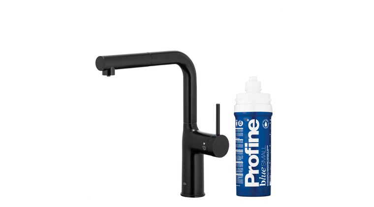 DUERO PURE MOVE bateria kuchenna z funkcją filtracji wody i wyciąganą wylewką, BLACK + zestaw filtrujący PROFINE BLUE "S"